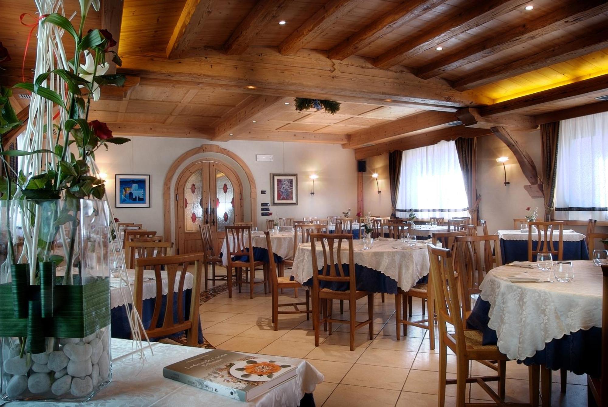 Albergo Ristorante Alle Codole Canale dʼAgordo 외부 사진